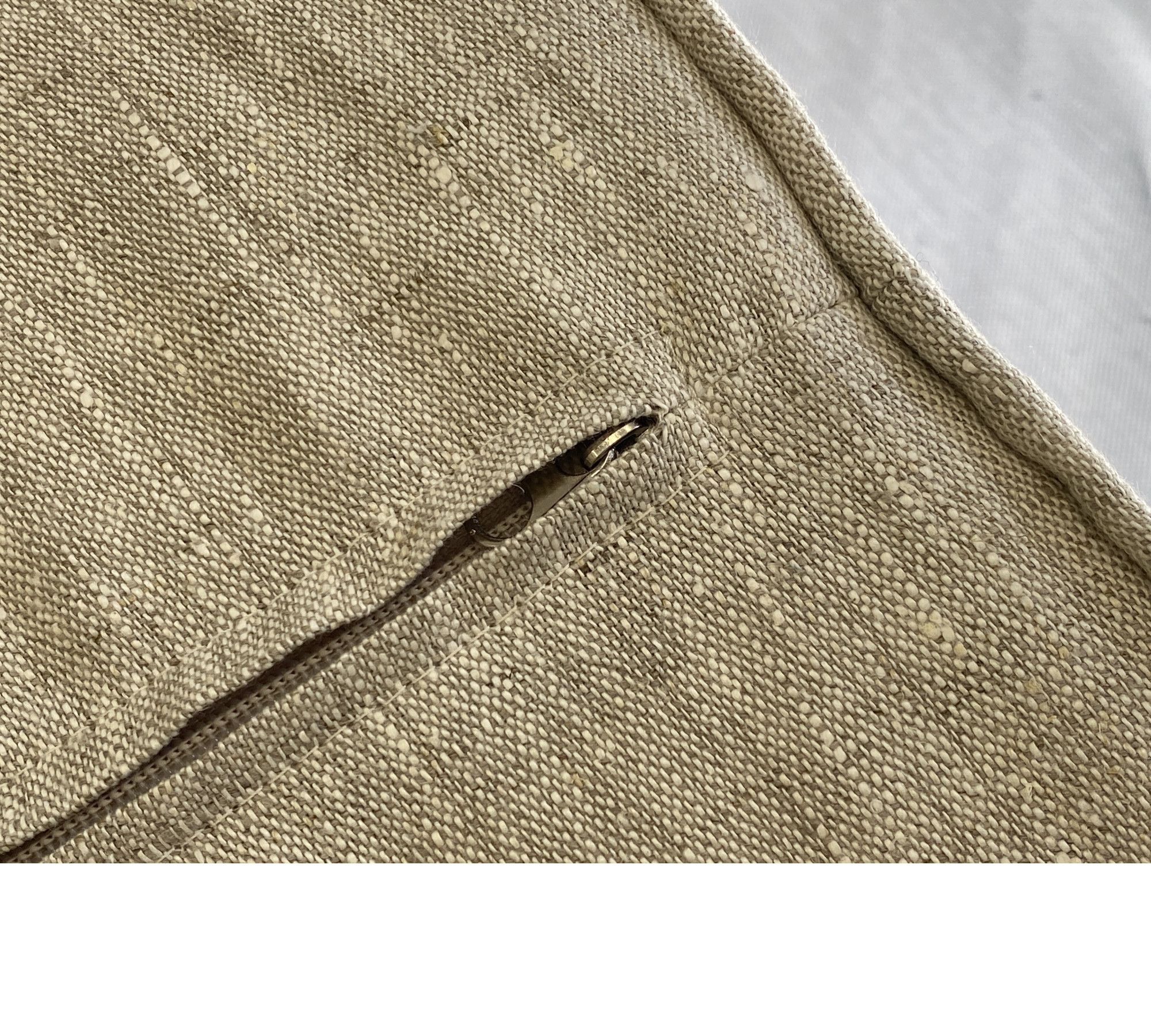 Medium Weight Linen Wedge Bolster Cover with Piping – Spine Support