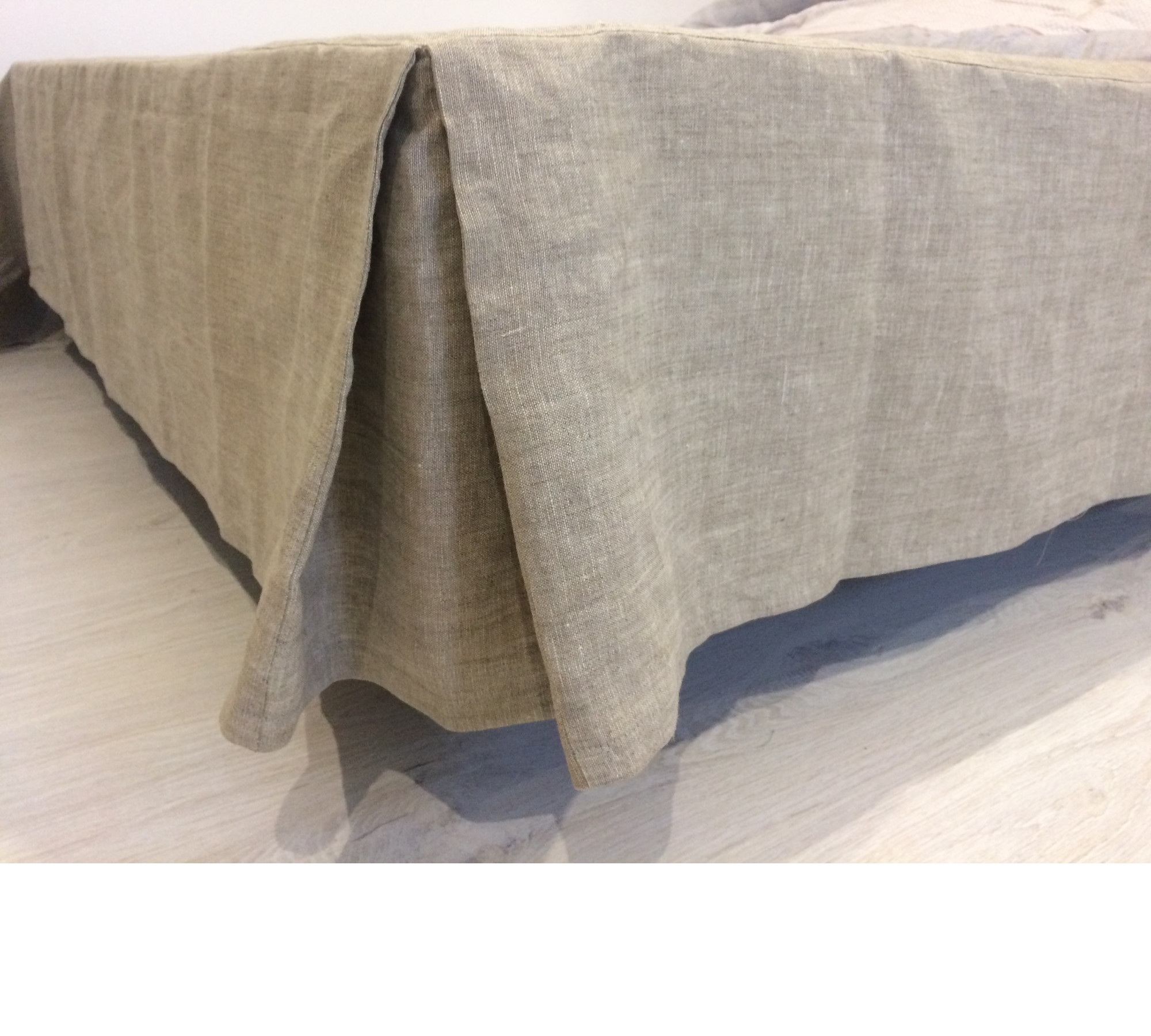 Elegant Four Panels Linen Bed Skirt with Corner Pleats