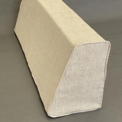 Medium Weight 100% Linen Wedge Bolster Cover with Piping Medium Weight 100% Linen Wedge Bolster Cover with Piping